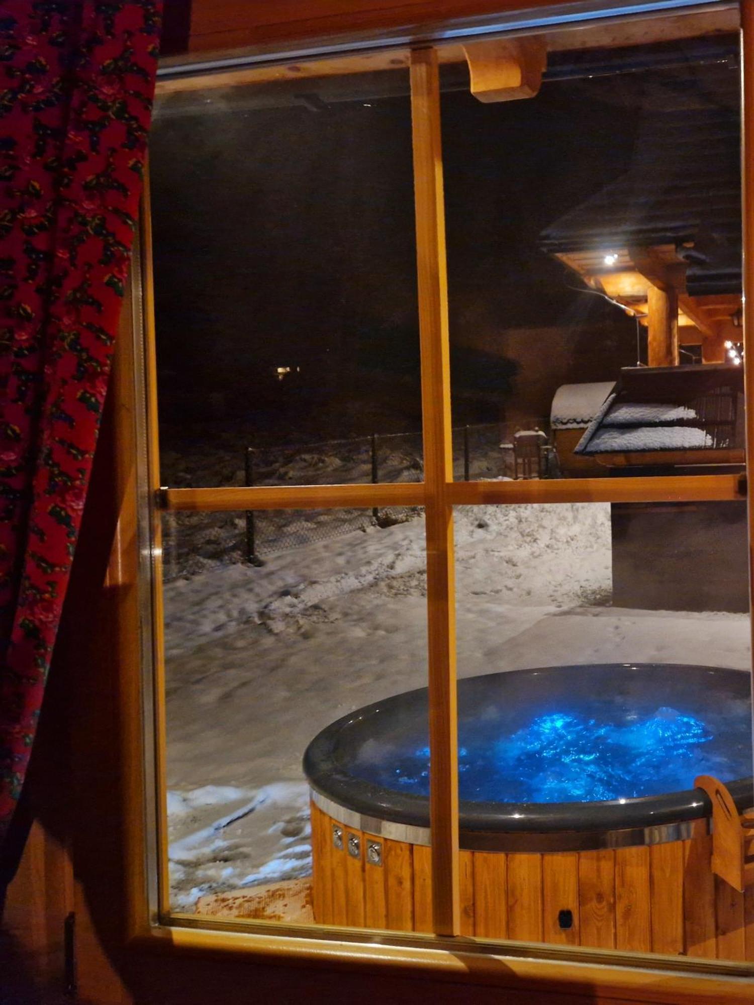 Goralski Domek Lopatowka Z Kominkiem I Bania - Jacuzzi! 穆扎希赫尔 外观 照片